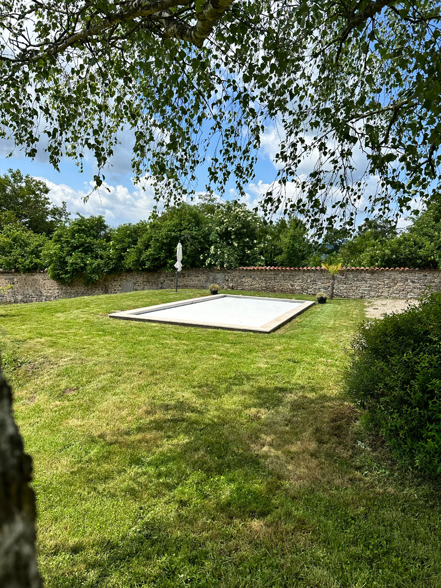 tonte jardin pelouse saint symphorien de lay